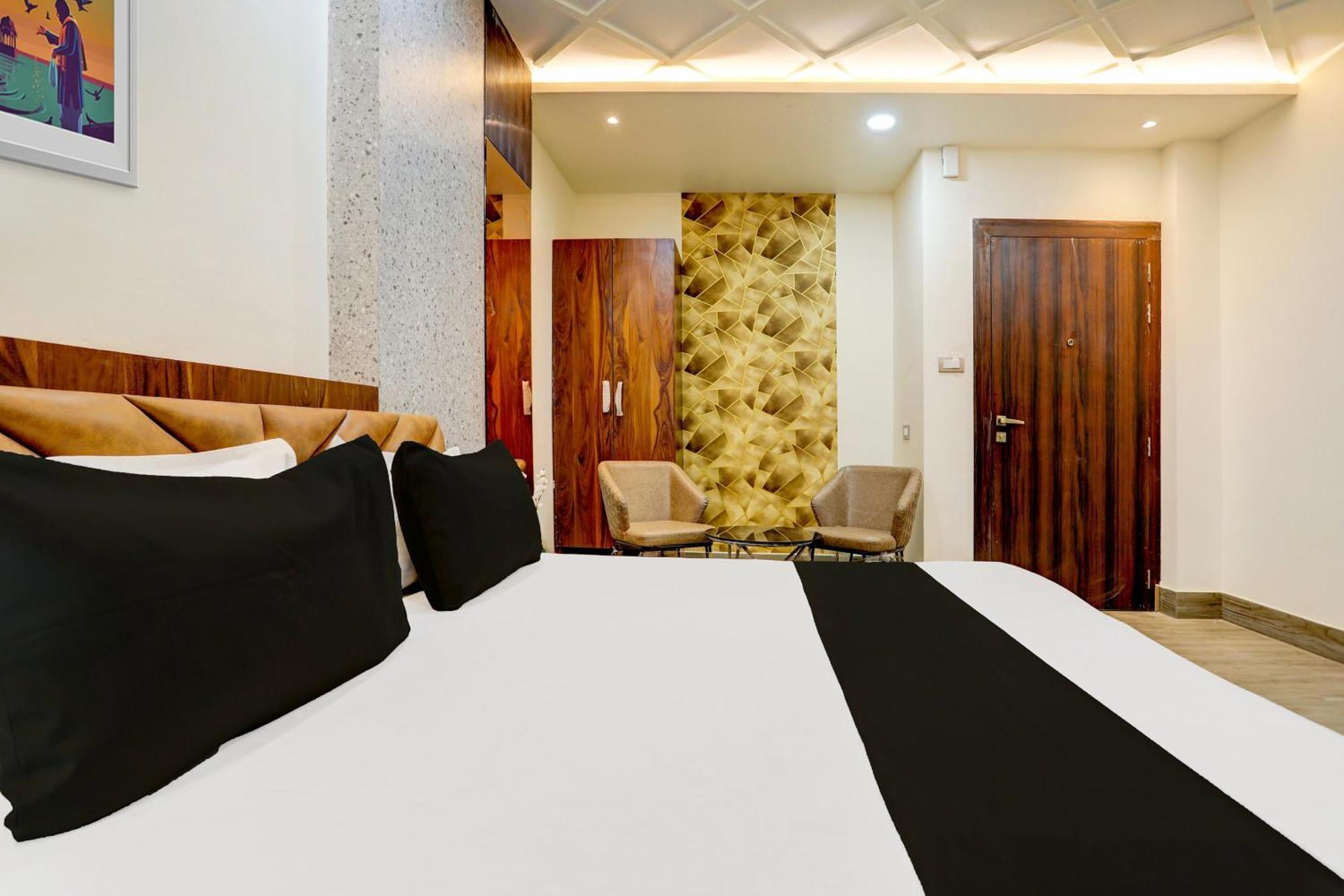 Hotel O Krishna Greens Kanpur Esterno foto