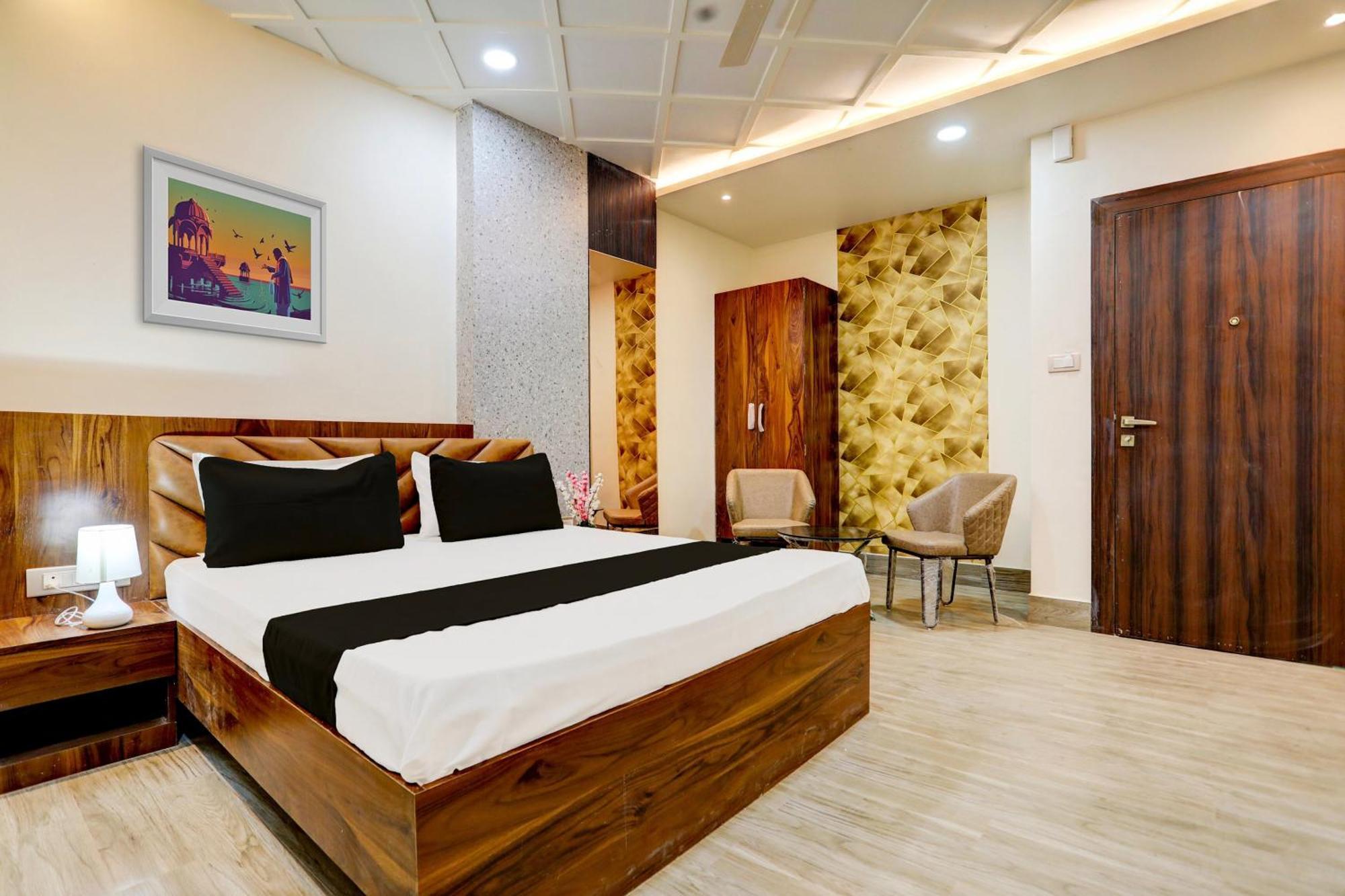 Hotel O Krishna Greens Kanpur Esterno foto